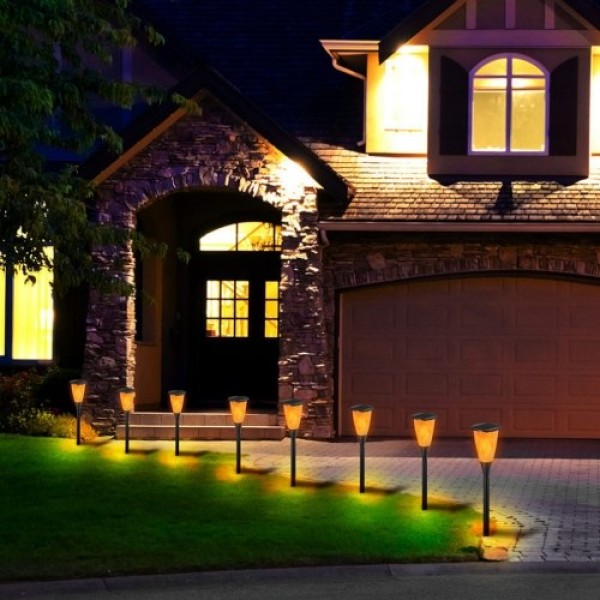 LED Waterproof Outdoor Solar Flame Flickering Lawn Lamps