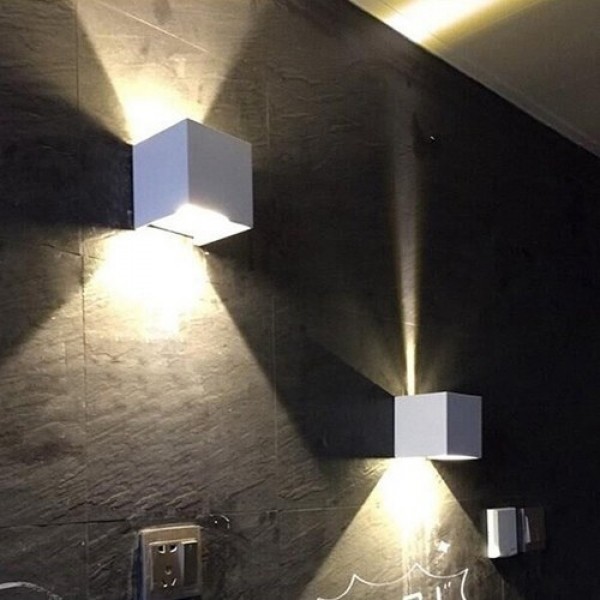 Modern LED Waterproof Wall Lamp Warm white light